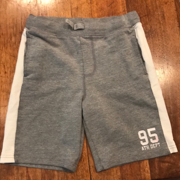 OshKosh B'gosh Other - Sz 8 shorts. Very Good cond.  Elastic waistband.
